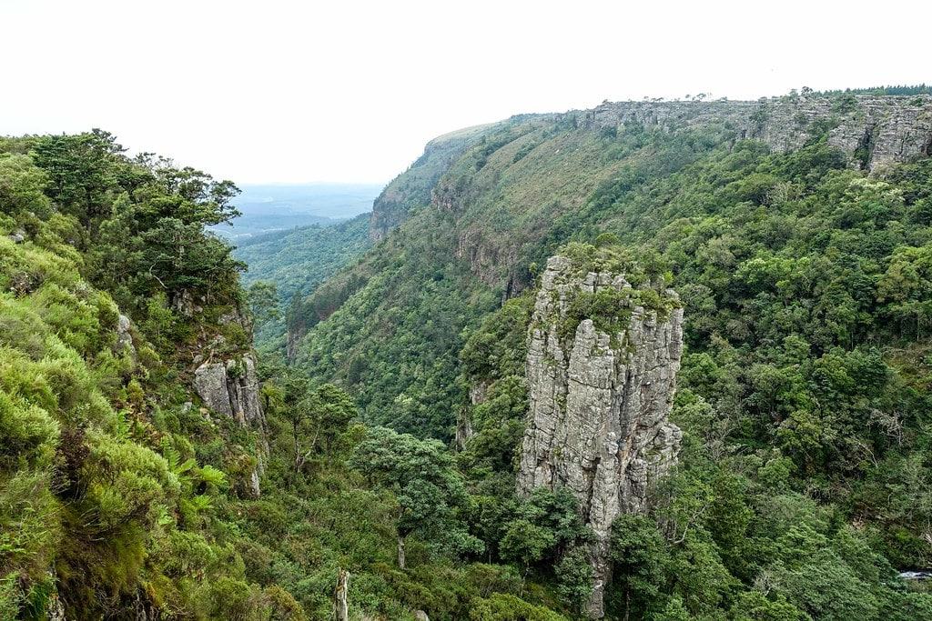 10 Must-Visit Landmarks in South Africa [2025 ]